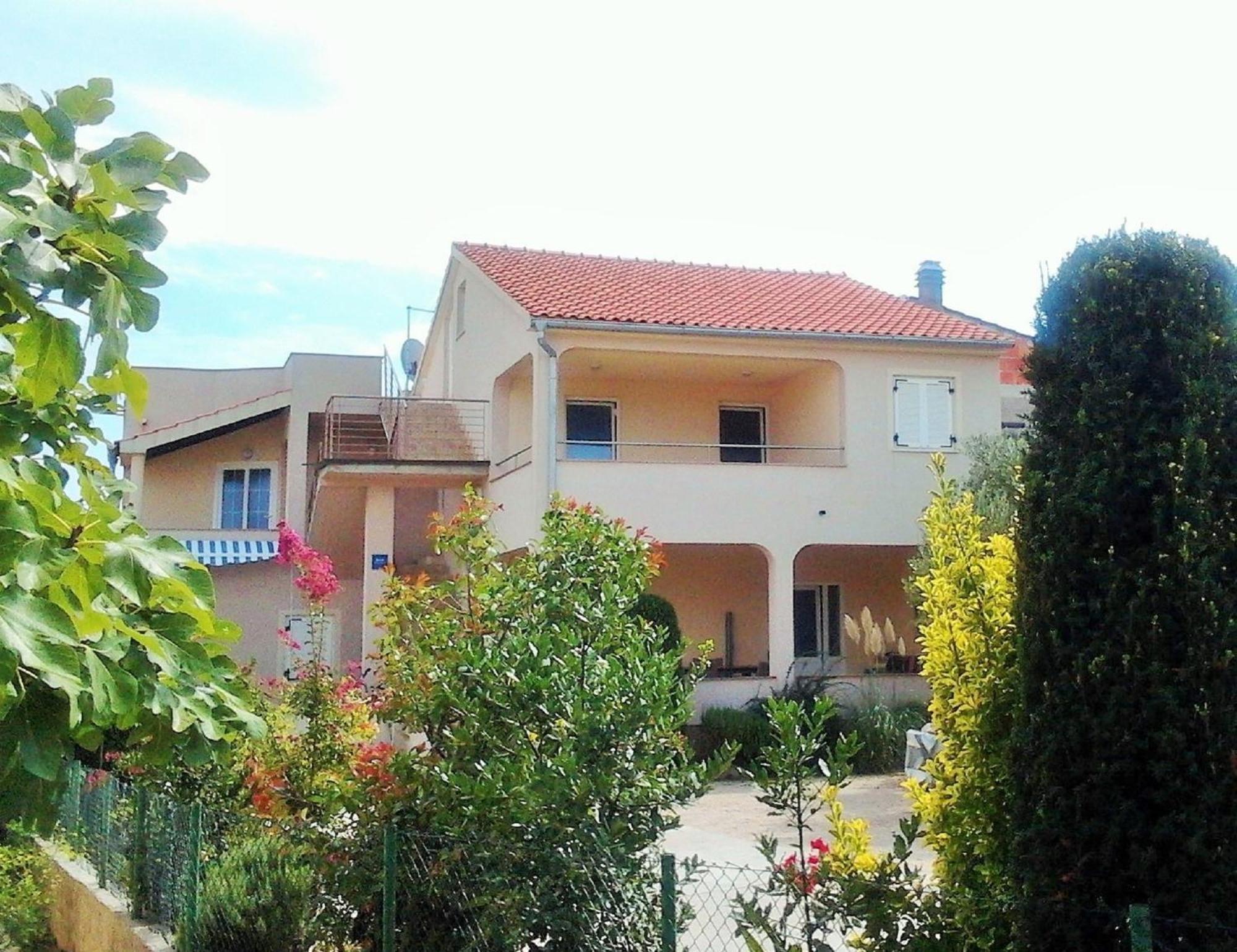 Apartments Jadranica Murter Esterno foto